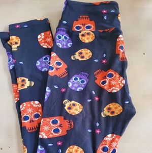 🦄 2/20 LLR OS Halloween Leggings